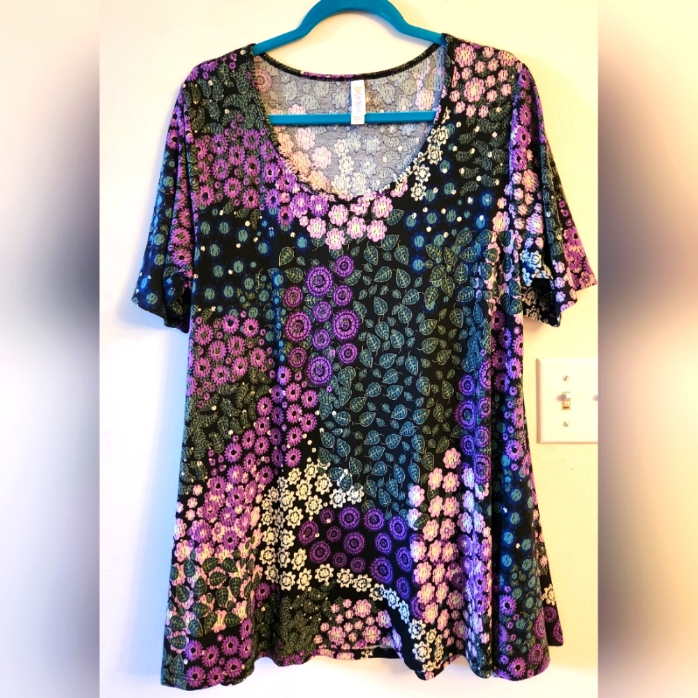 Lularoe Perfect tee 2XL